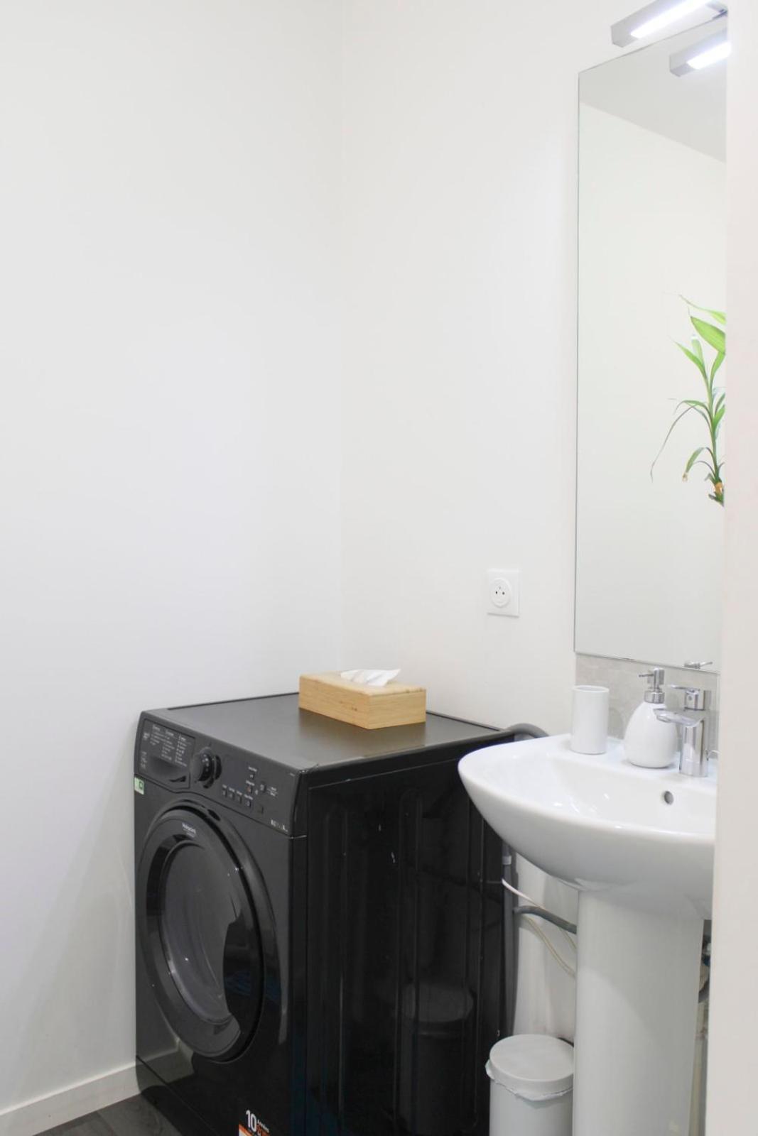 Apartamento Charming T2 Near The Basilica Of Saint-Denis Exterior foto
